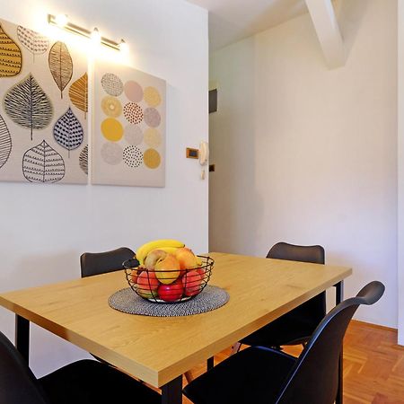Red Tree Apartment Beograd Bagian luar foto